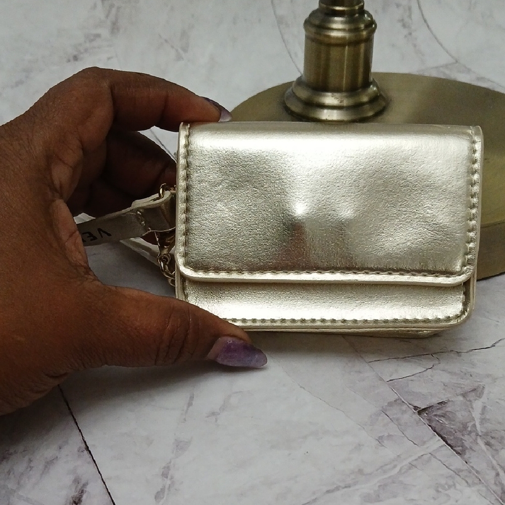 Chic Gold Card Holder